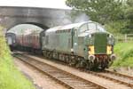 Class 37 D6732 leaves Weybourne
